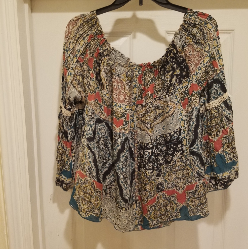 O'Neill off shoulder blouse